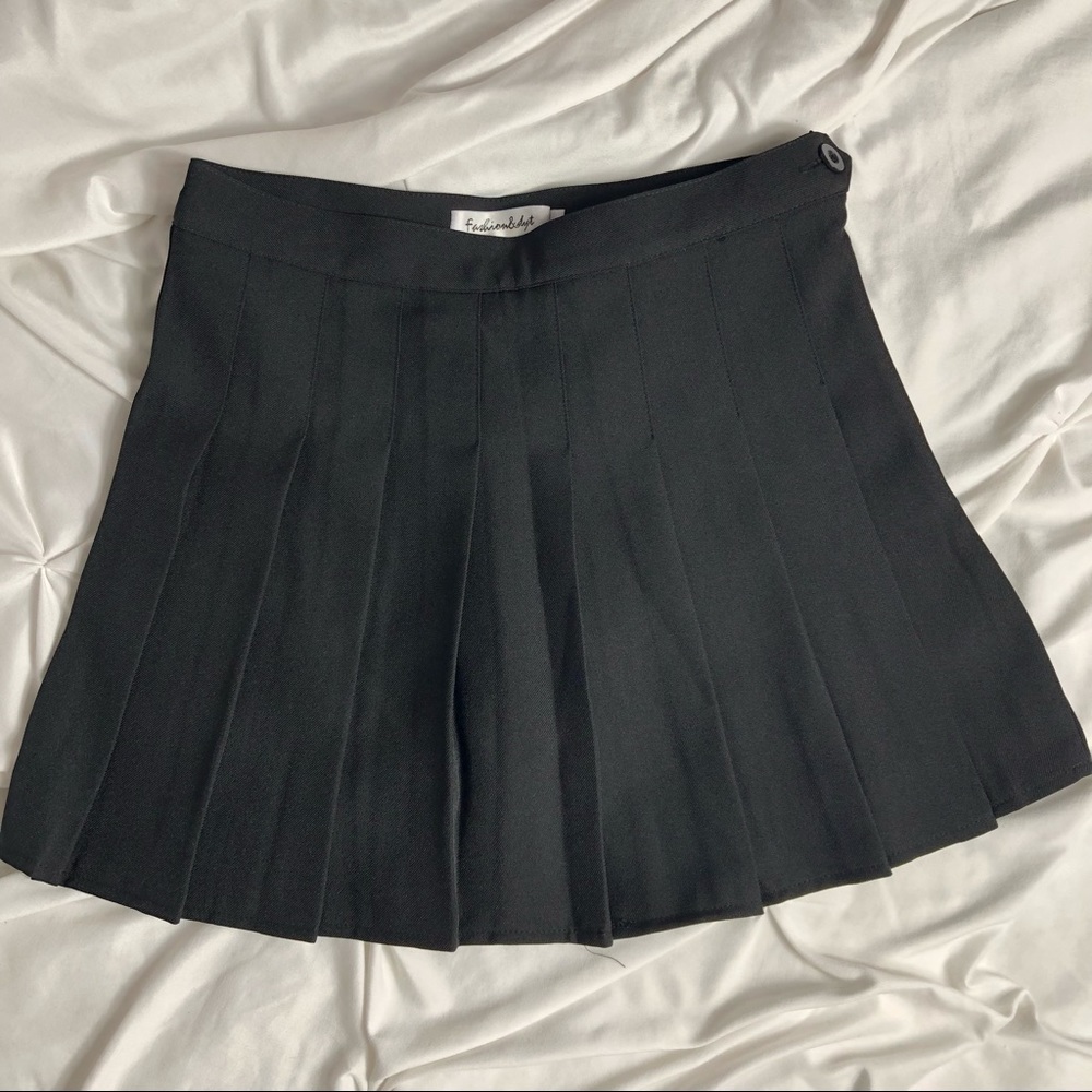 Black tennis skirt